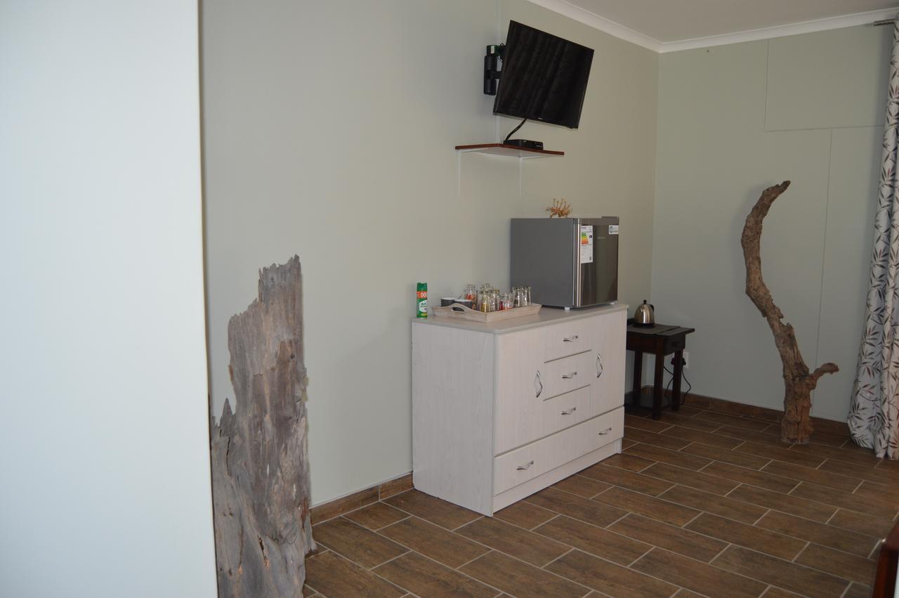 Kamaku Guesthouse Cc Otjiwarongo Εξωτερικό φωτογραφία