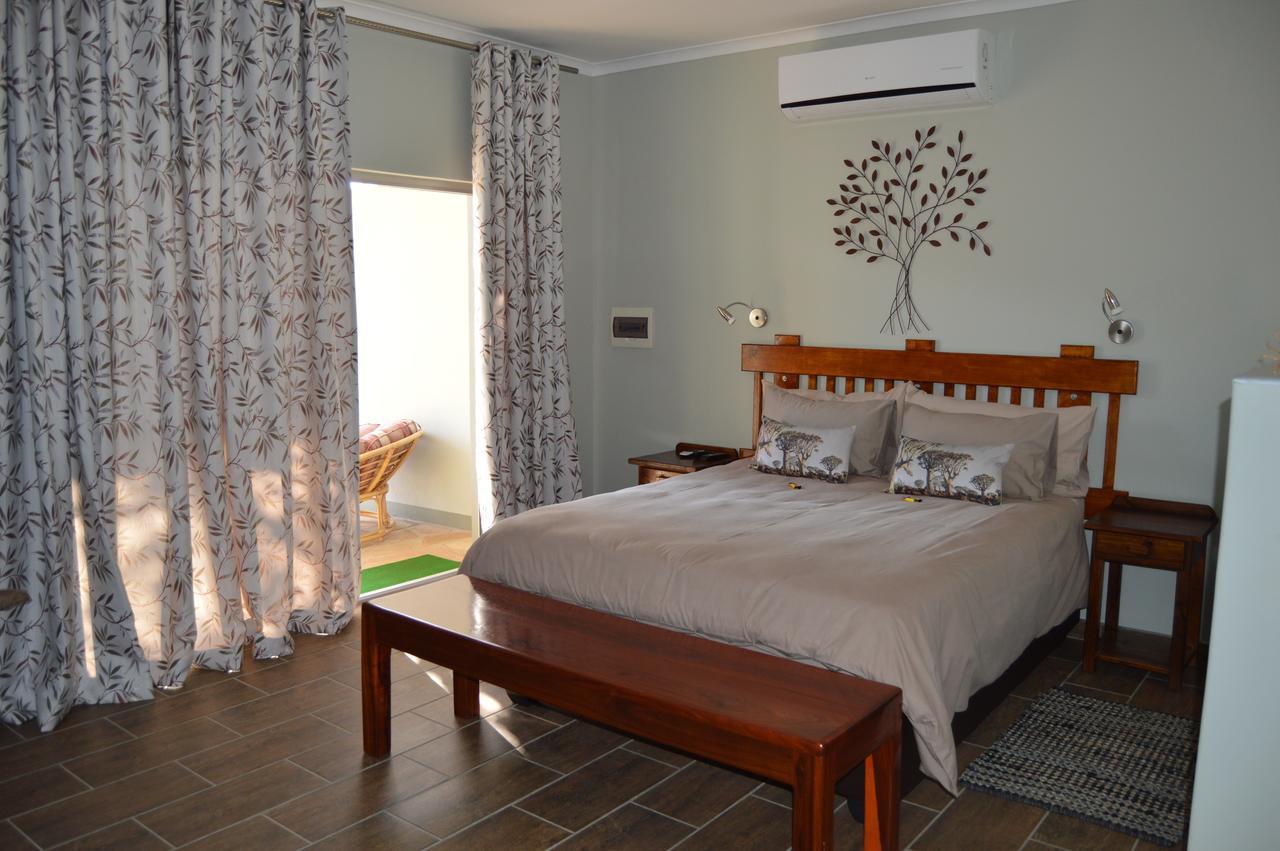 Kamaku Guesthouse Cc Otjiwarongo Εξωτερικό φωτογραφία