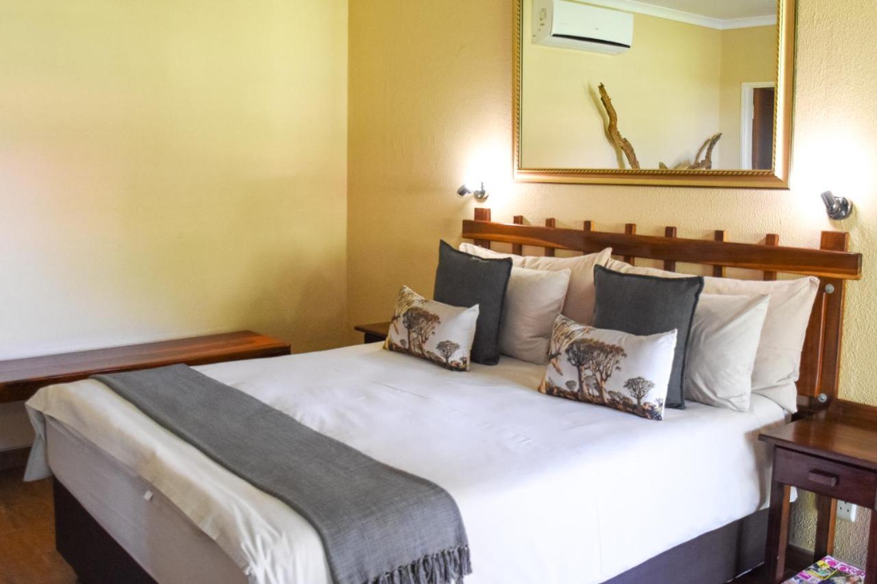 Kamaku Guesthouse Cc Otjiwarongo Εξωτερικό φωτογραφία